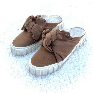 Farm Rio Brown Mules Sz 6.5